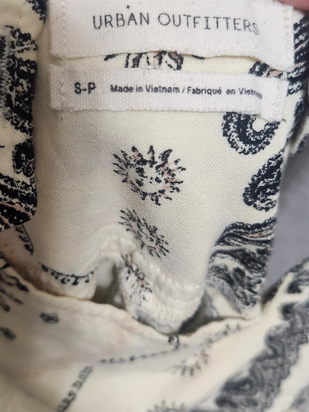 Urban Outfitter Pocket Posey Off White & Black Romper Size Small - Picture 5 of 8
